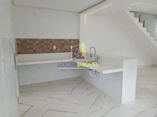 Imagem 16: Casa Duplex 3 Suítes Sendo 1 com Closet e Outra com Varanda + Vaga de Garagem para 4