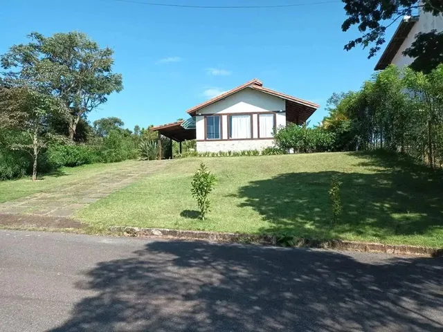 Imagem 1: Casa 3 Quartos em Condomínio Fechado Próximo a Bh
