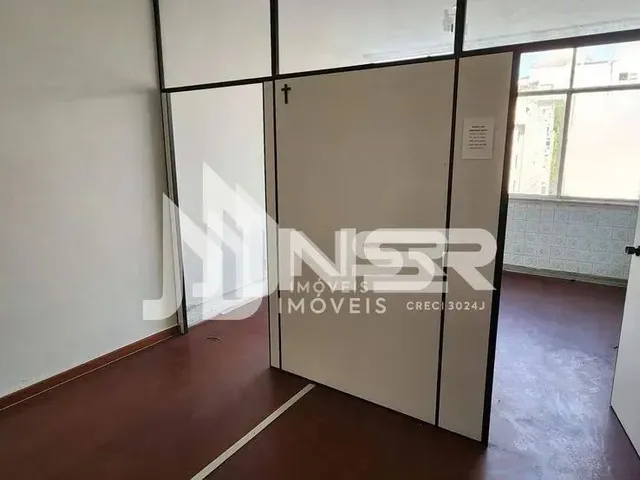 Imagem: Sala Comercial com 28M², Comércio - Salvador/Ba