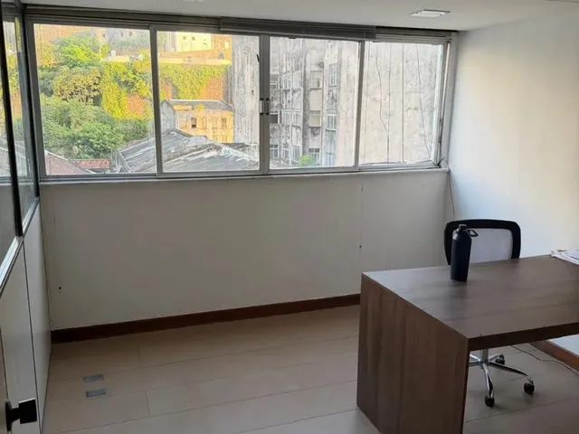Imagem 2: Aluga-Se Sala Comercial Mobiliada no Comércio