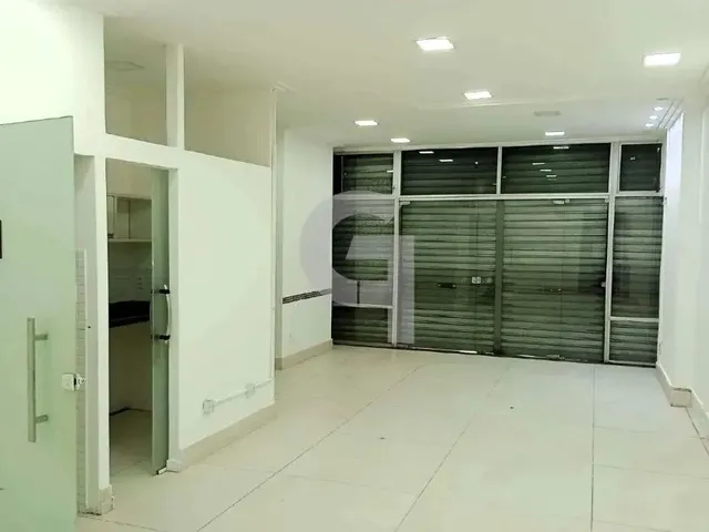 Imagem 5: Loja Frente Rua com 2 Banheiros e 76,50M² no Ed. Cidade Baixa no Comércio