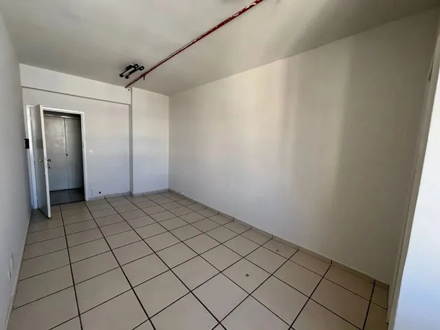 Imagem 4: Sala Co Mbanheiro, 19 Andar, Centro, Bh