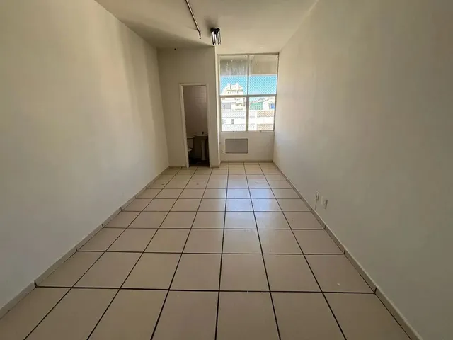 Imagem 6: Sala Co Mbanheiro, 19 Andar, Centro, Bh