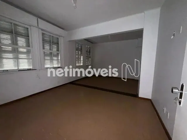 Imagem 15: Conjunto de Andares a Venda no Centro