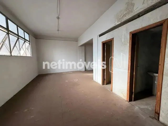 Imagem 3: Conjunto de Andares a Venda no Centro