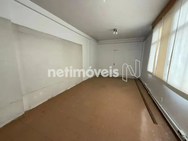Imagem 2: Conjunto de Andares a Venda no Centro