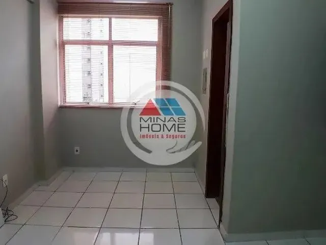 Imagem: Sala e Banheiro na Região Centro Sul Próximo