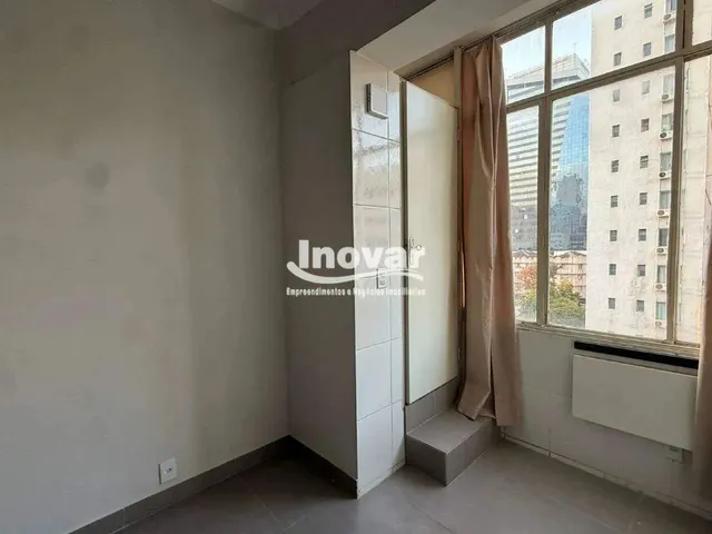 Imagem 6: Oportunidade para Investidores: Sala Comercial com Aproximadamente 19M ² no Coração Do