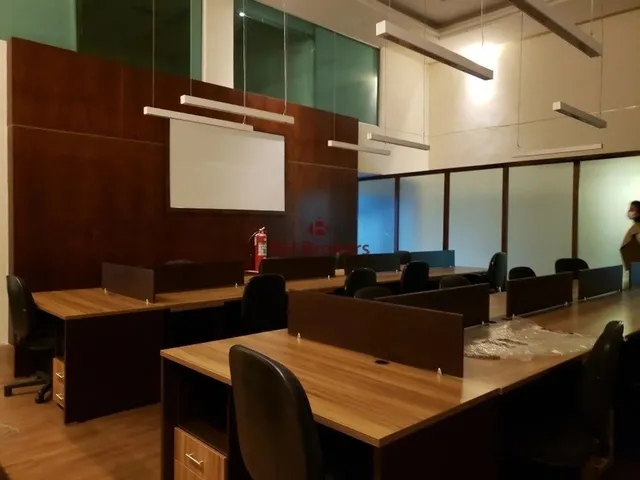 Imagem 15: Aluguel - Loja 600 M² - Funcionários