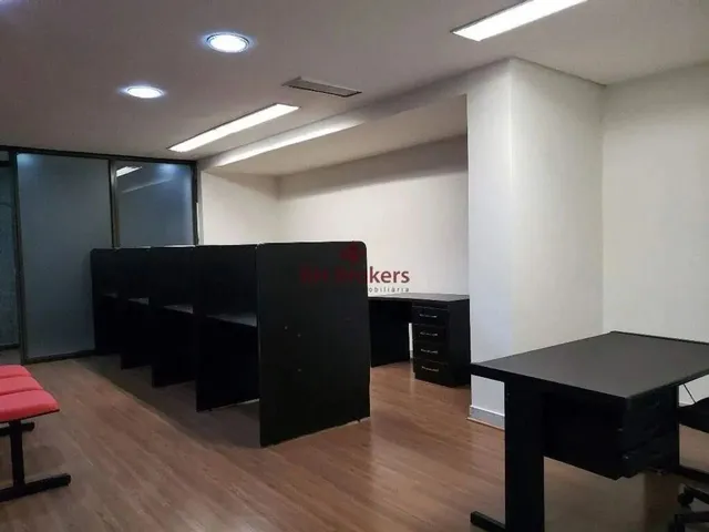 Imagem 12: Aluguel - Loja 600 M² - Funcionários