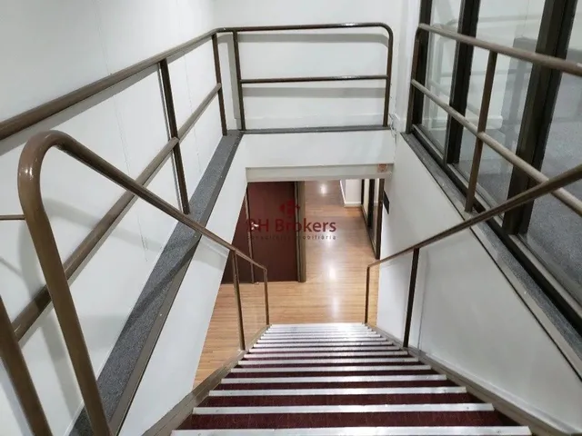 Imagem 3: Aluguel - Loja 600 M² - Funcionários