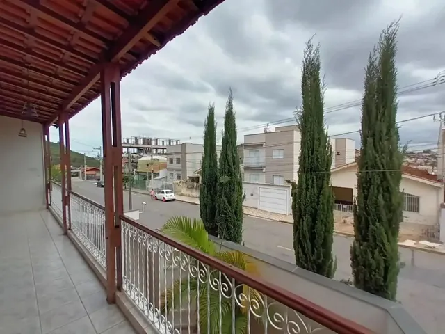 Imagem 3: Casa À Venda em Bairro Próximo Ao Centro