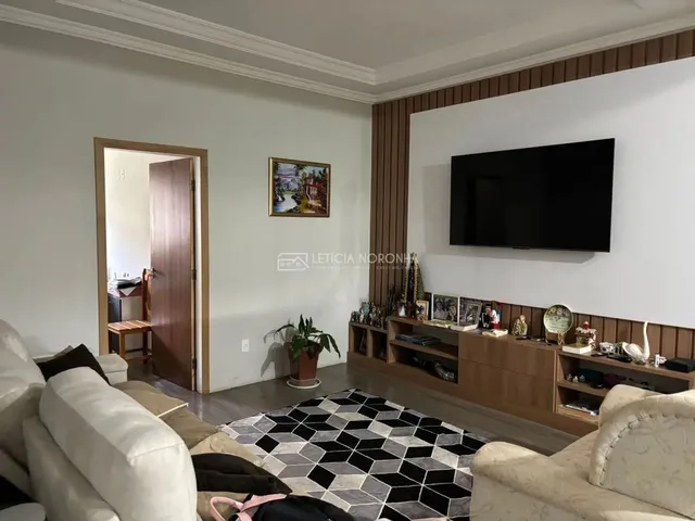 Imagem: Casa À Venda