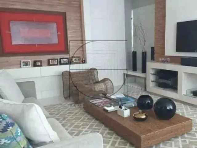 Imagem: Mansão Proxima da Praia em Jurere Internacional