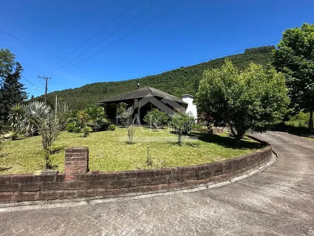 Imagem 9: Sítio com Casa de 3 Quartos À Venda em Picada Café na Serra Gaúcha