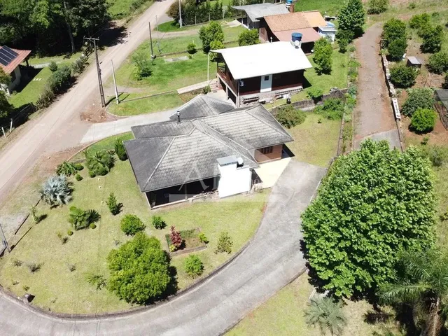 Imagem 7: Sítio com Casa de 3 Quartos À Venda em Picada Café na Serra Gaúcha