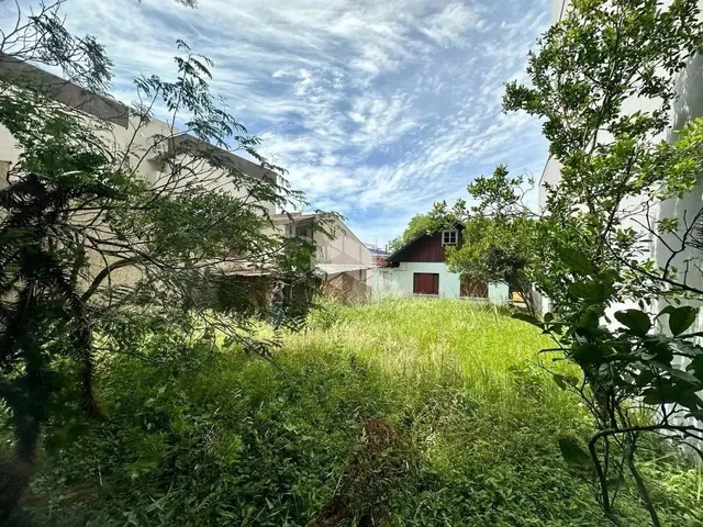 Imagem: Terreno À Venda no Bairro Petrópolis