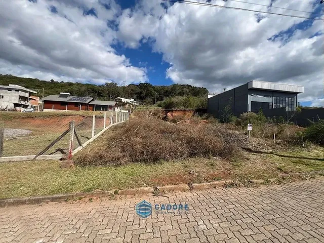 Imagem: Terreno Á Venda com 430M² Bairro Monte