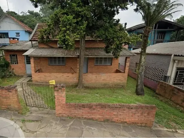 Imagem: Terreno com Duas Frentres no Centro de Gramado