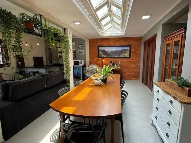 Imagem: Casa com 3 Quartos com Suíte À Venda no