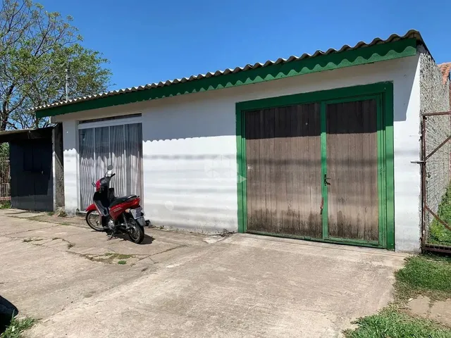 Imagem: Casa de 02 Quartos À Venda no Bairro Camobi