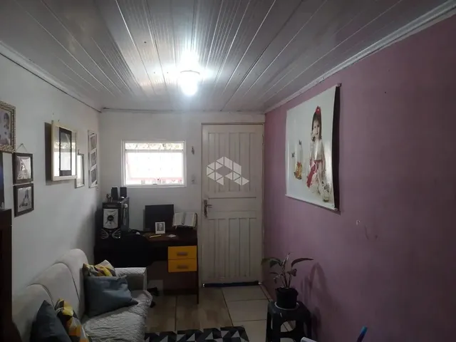 Imagem 10: Casa com 2 Quartos Toda Gradeada com Vaga de Garagem no Bairro Diácono Luiz Pozzobon Em