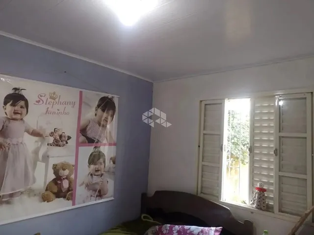 Imagem 6: Casa com 2 Quartos Toda Gradeada com Vaga de Garagem no Bairro Diácono Luiz Pozzobon Em