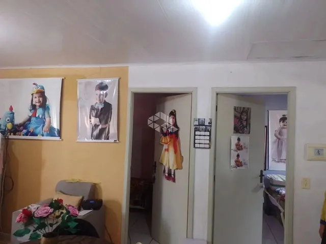 Imagem 4: Casa com 2 Quartos Toda Gradeada com Vaga de Garagem no Bairro Diácono Luiz Pozzobon Em