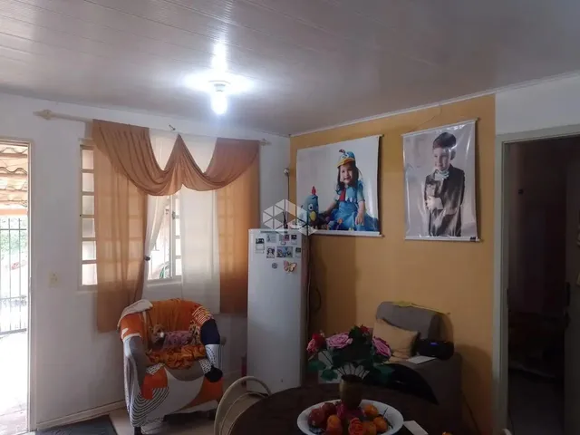 Imagem 7: Casa com 2 Quartos Toda Gradeada com Vaga de Garagem no Bairro Diácono Luiz Pozzobon Em