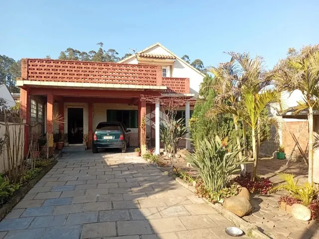 Imagem: Casa a Venda de 3 Dormitórios com Suíte,À