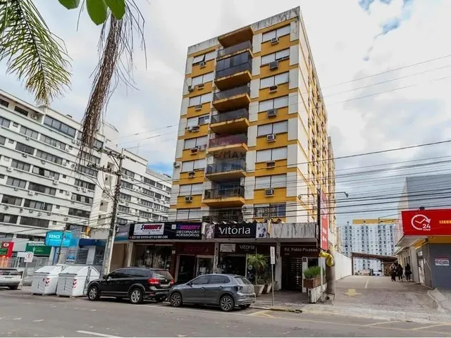 Imagem 1: Apartamento 4 Domitórios + Dependência, 2 Vagas, com Elevador, em Frente Ao Hospital De