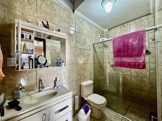Imagem 6: Casa de Esquina Ampla de 4 Dormitórios!