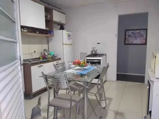 Imagem 7: Casa 3 Dormitórios com Edícula nos Fundos