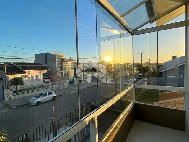 Imagem: Casa de 3 Dormitórios com Suíte no Bairro
