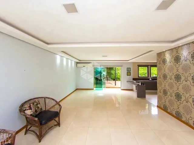 Imagem 4: Vende-Se Casa de Alto Padrão no Condomínio Parque das Oliveiras Próximo À Sede