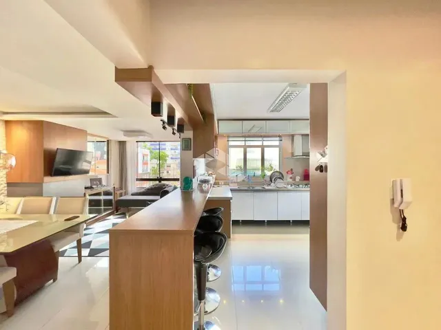 Imagem 9: Cobertura Duplex no Centro com Terraço e 4 Dormitórios