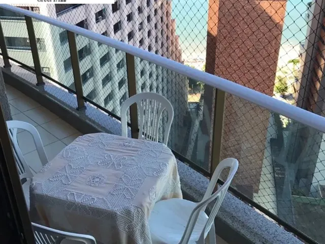 Imagem: O apartamento possui 2 Dormitórios, 1 Suíte, 1 Banheiro,