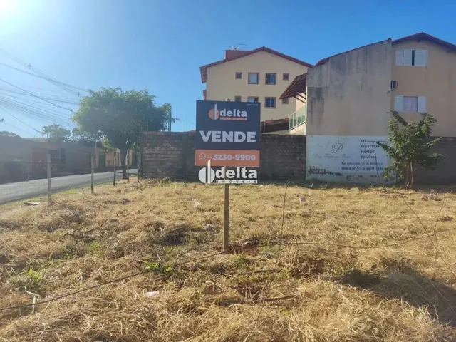 Imagem: Terreno Disponível para Venda no Bairro