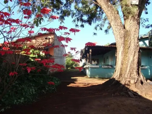 Imagem 1: Rancho com 3 Dormitórios À Venda por R$ 570.000,00 - Quatif - Água Comprida/Mg-Aceita
