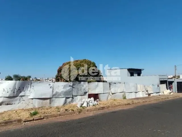 Imagem: Terreno Disponível para Venda 520 M² no