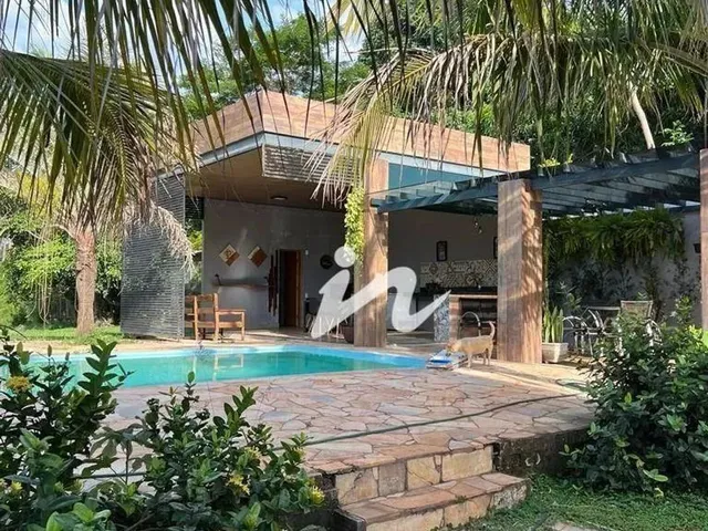 Imagem: Linda Chácara com Três Quartos e Suíte