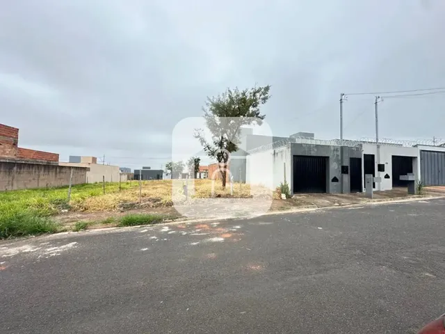 Imagem: Lote para Venda no Bairro Jardim Ipanema