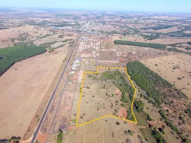 Imagem: Terreno Área em Prata