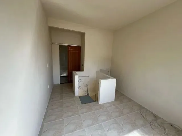 Imagem 3: Casa de Vila Próximo Ao Rio da Prata