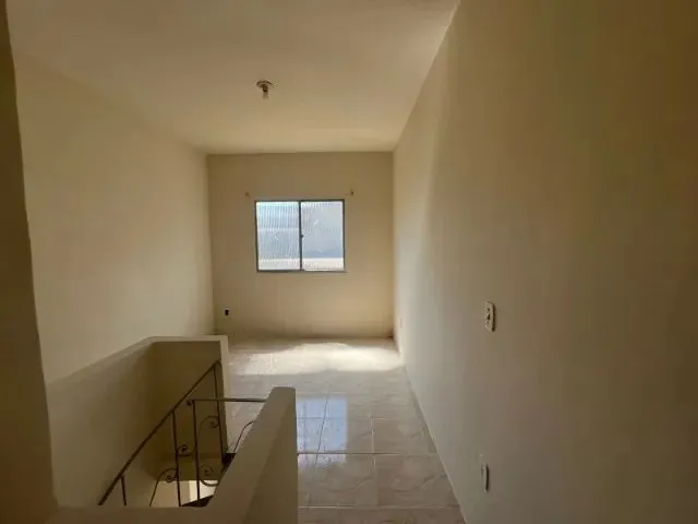 Imagem 2: Casa de Vila Próximo Ao Rio da Prata