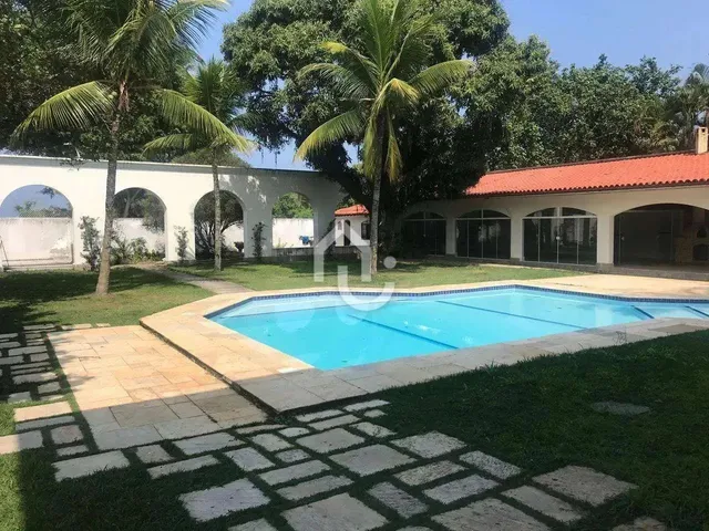 Imagem: A casa possui 5 Dormitórios, 5 Suítes, 5 Banheiros, 5
