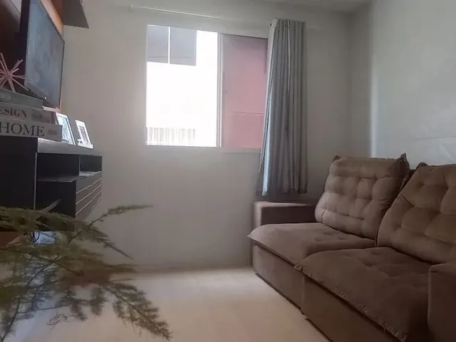 Imagem: O apartamento possui 2 Dormitórios, 1 Banheiro, 1 Vaga na