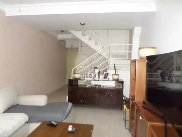 Imagem: Casa À Venda com 2 Quartos, Sendo 2 Suítes