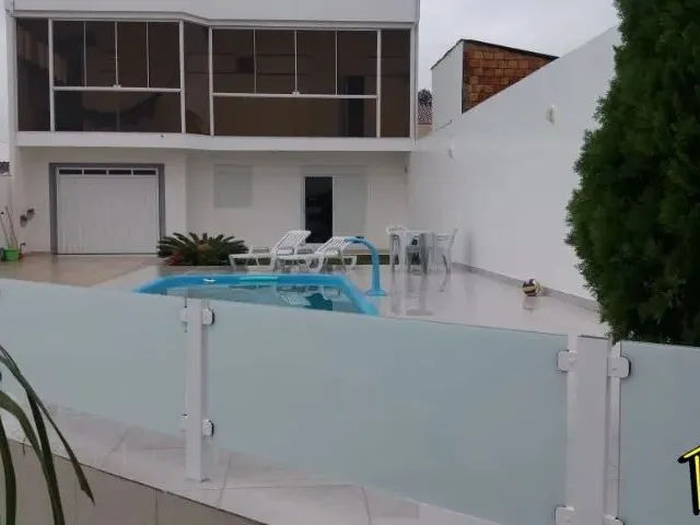 Imagem 2: Réveillon 2026 - Casa C/ 3 Quartos (2 C/ Ar) - C/ Piscina