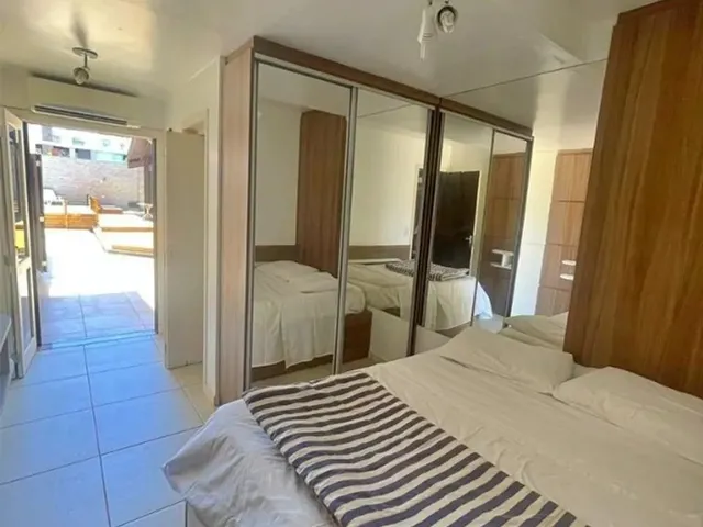 Imagem 13: Réveillon 2026 - Casa C/ 5 Quartos (Ar) - C/ Piscina - Praia Grande - 1 Quadra Mar
